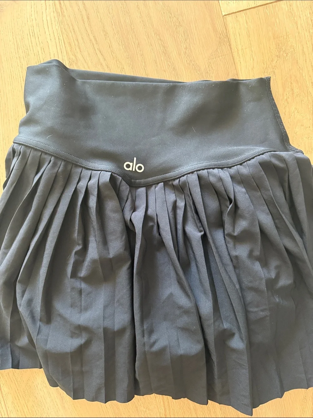 ALO Yoga Black Pleated Mini Skirt